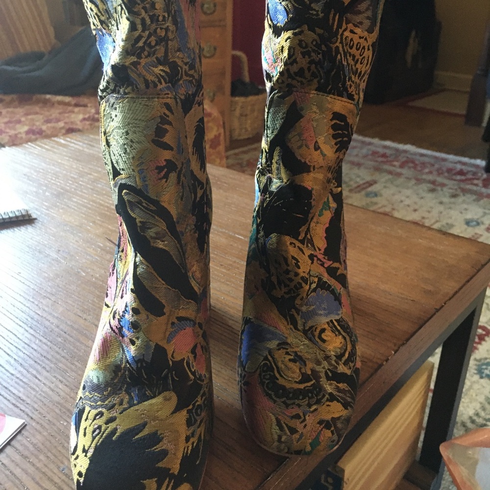 Multi colored fabric bootie